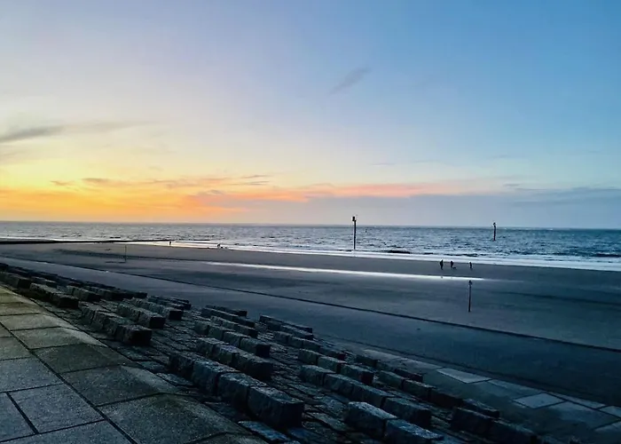 Geschmackvolle Zentral Und Strandnah Gelegen. Wlan Kostenlos. Norderney